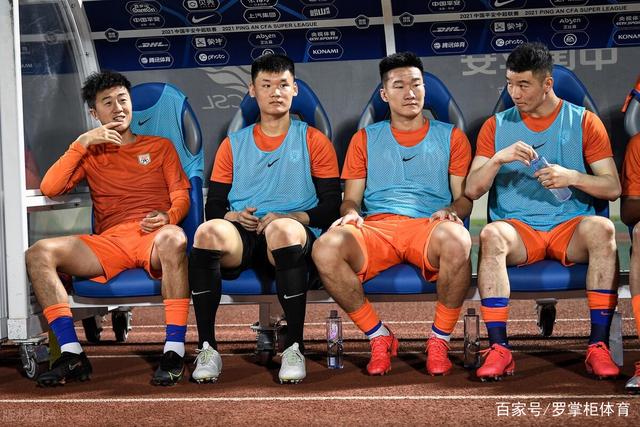 快船将保罗的3号球衣交给比尔，承诺岂能被轻视？